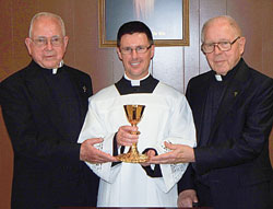 Fr-drew-with-chalice-co