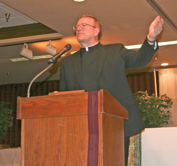DAEC-2012-002-cropped