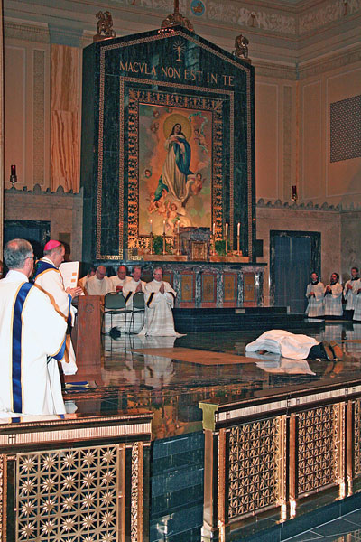 ordination-2013-hyland-smith-015-pick